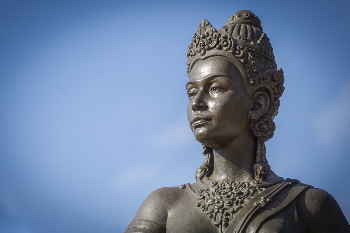女王伝説をめぐる旅 古代王国の都として栄えた北タイ・ランプーン
