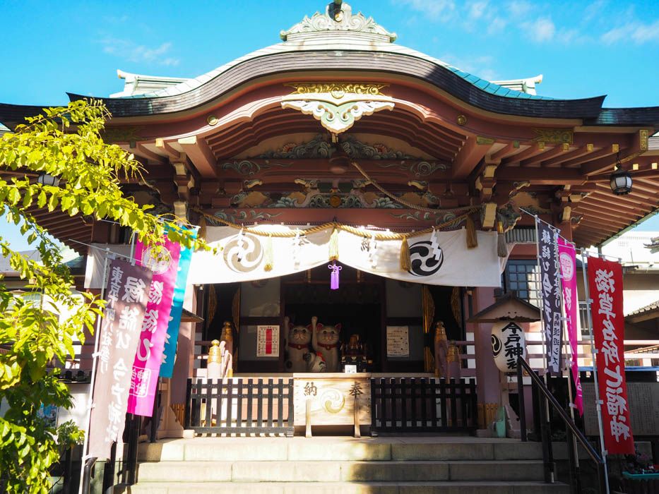 招き猫を待受に 縁結びで有名な浅草 今戸神社 で恋を招こう 東京都 Lineトラベルjp 旅行ガイド
