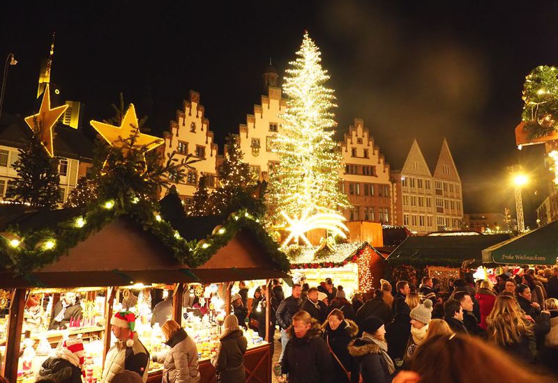 ドイツの冬は華やかなクリスマスマーケット巡りを楽しもう ドイツ Lineトラベルjp 旅行ガイド