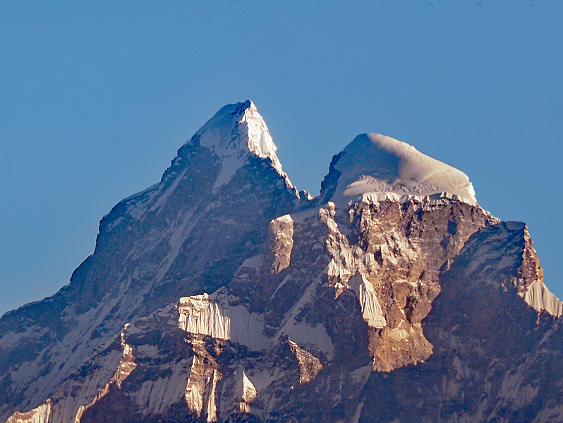 8000m峰が林立 エベレストも ヒマラヤ マウンテンフライト ネパール Lineトラベルjp 旅行ガイド