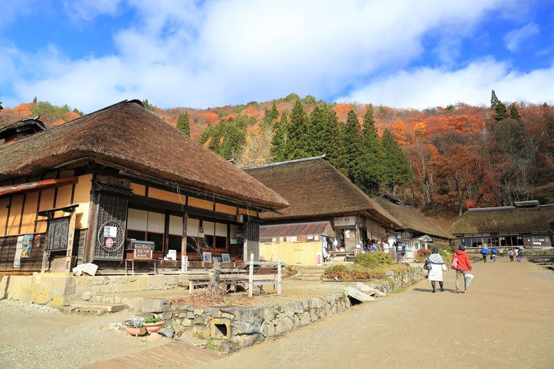 江戸時代の風情 福島会津 大内宿の伝統と紅葉を確かめる旅 福島県 Lineトラベルjp 旅行ガイド