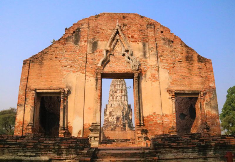 心霊スポット アユタヤの廃墟寺院 ワット ラチャブラナ遺跡 タイ Lineトラベルjp 旅行ガイド