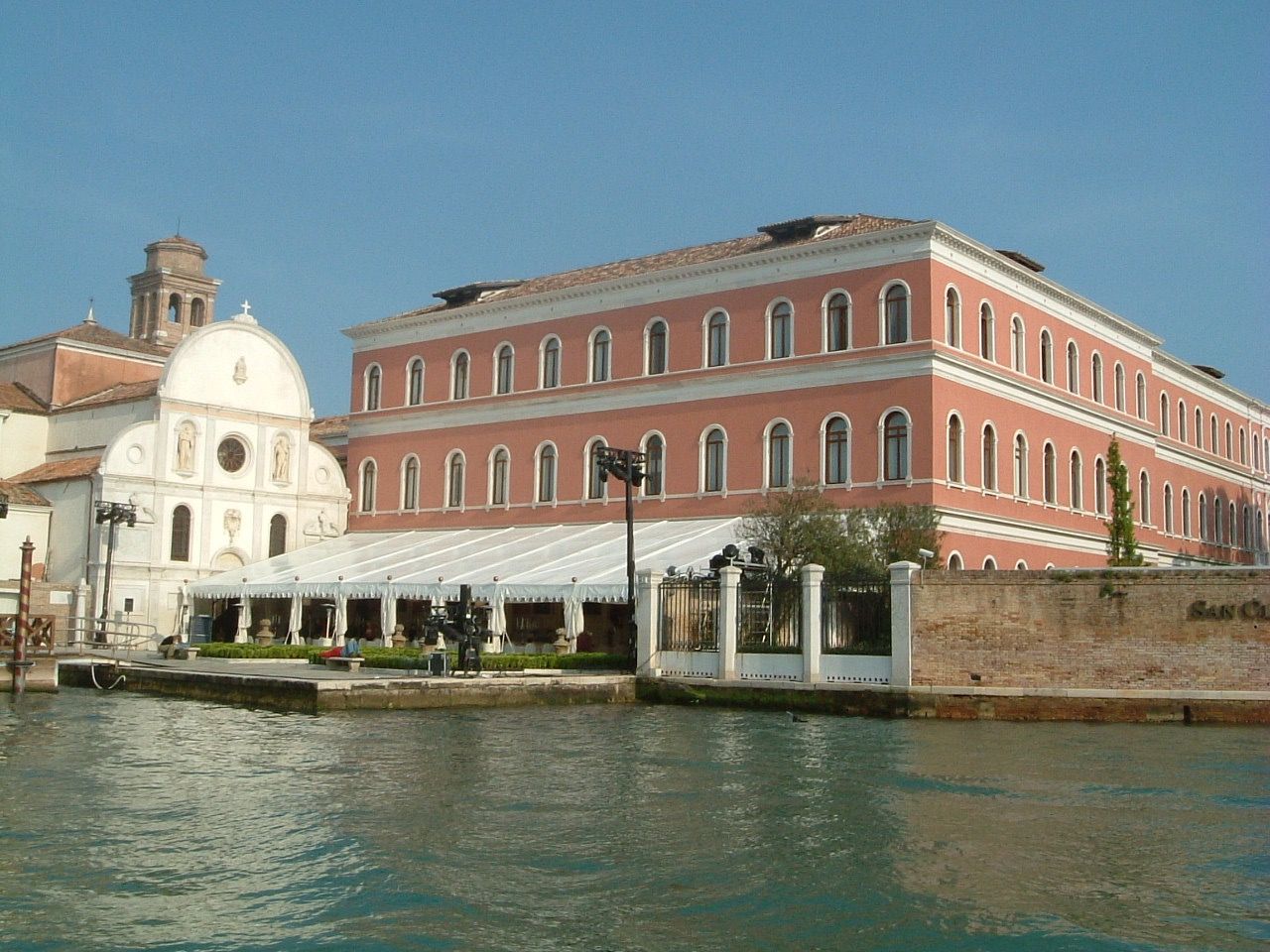 島全体が一つのリゾートホテル ヴェネチア セントレジス ヴェニスサンクレメンテパレス イタリア Lineトラベルjp 旅行ガイド