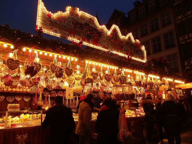 煌くフランクフルトのクリスマスマーケット ドイツ最大規模 最古で目も眩む美しさ ドイツ Lineトラベルjp 旅行ガイド