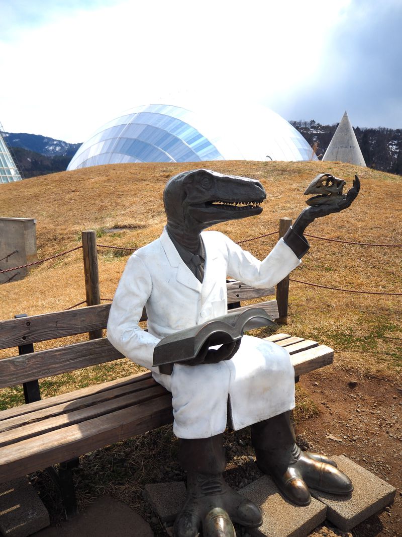ど迫力の 福井県立恐竜博物館 で恐竜王国を探検しよう 福井県 Lineトラベルjp 旅行ガイド