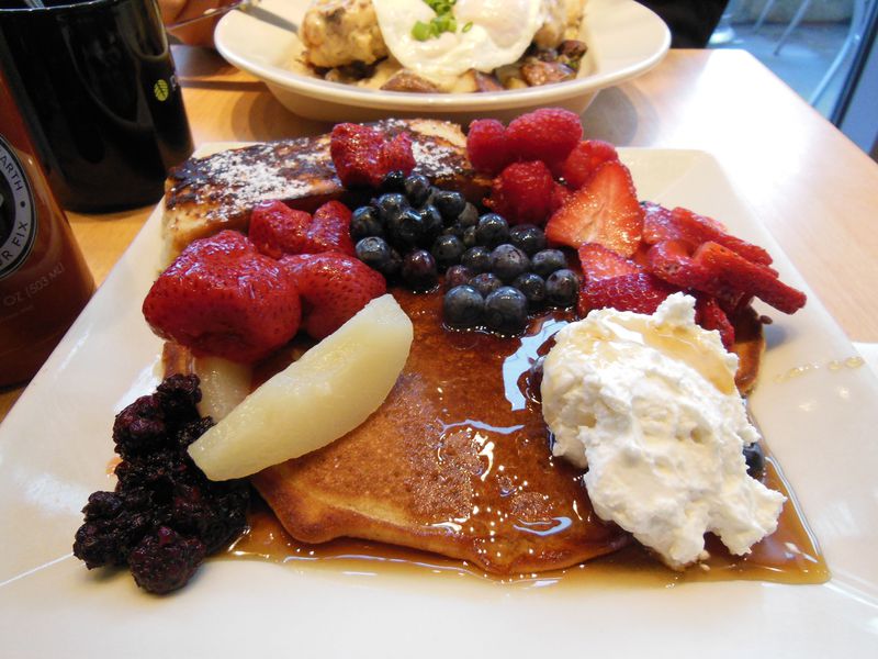 シアトルのこだわりパンケーキ ポーティジベイ カフェ でアメリカンな朝食を アメリカ Lineトラベルjp 旅行ガイド