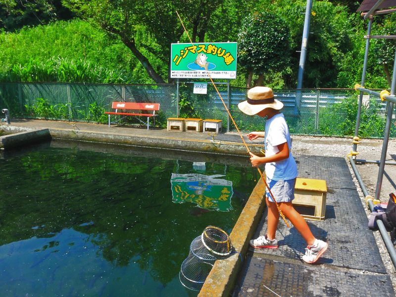 横浜都市圏で釣りを楽しもう 大和市 草柳園フィッシングセンター 神奈川県 Lineトラベルjp 旅行ガイド