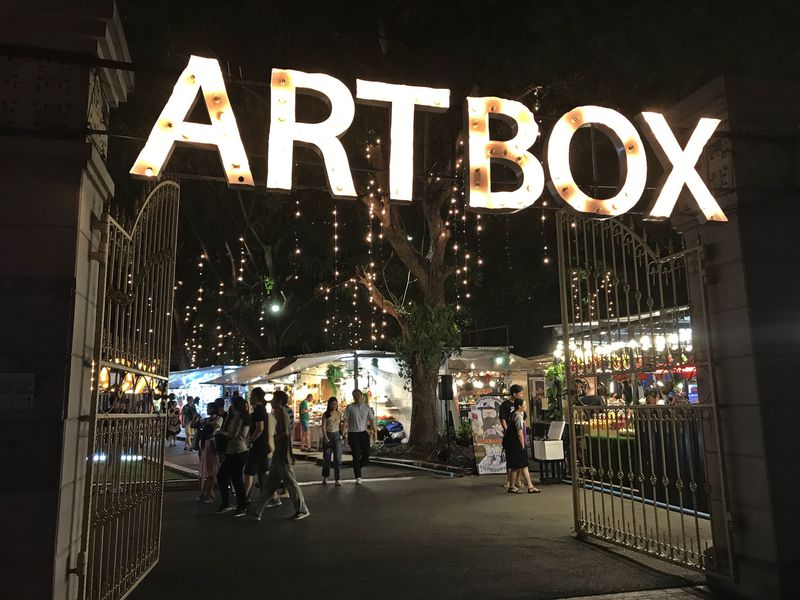 バンコクで話題 移動型 ナイトマーケット Artbox でクリエイティブな夜を タイ Lineトラベルjp 旅行ガイド