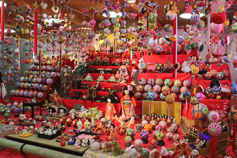 艶やかに！伝統を受け継ぐ「柳川雛祭り さげもんめぐり」 | 福岡県