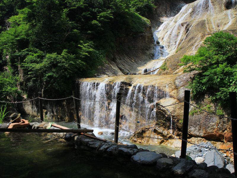 石川 白山麓のワイルド露天風呂3選 絶景も混浴もお任せ 石川県 Lineトラベルjp 旅行ガイド