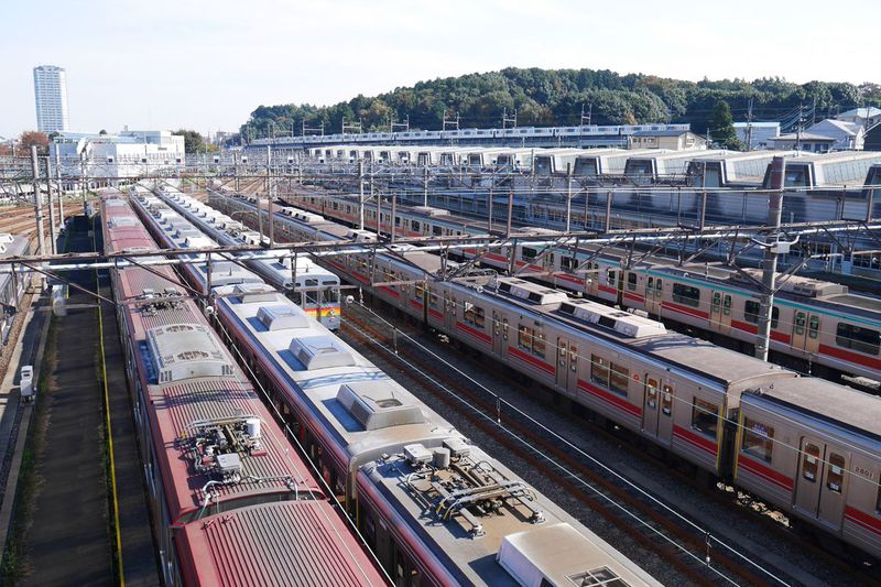 検車区の景観も圧巻 横浜市 長津田 から電車ウォッチ散歩 神奈川県 Lineトラベルjp 旅行ガイド