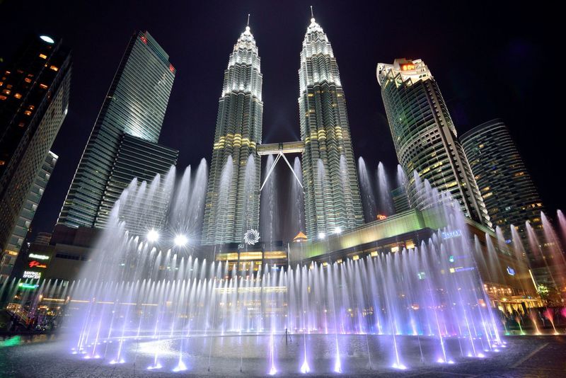 世界一高いツインタワー クアラルンプールのランドマーク ペトロナスツインタワー マレーシア Lineトラベルjp 旅行ガイド