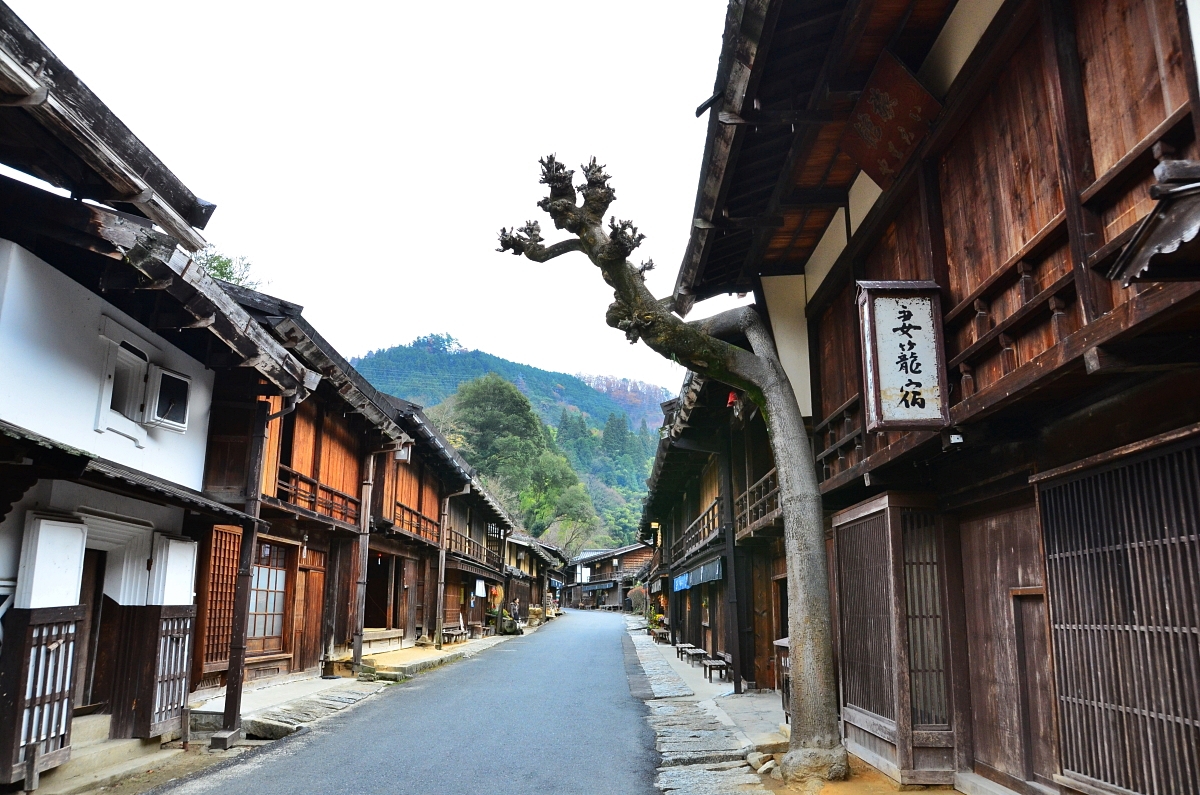 古き時代を身近に感じる南木曽・中山道「妻籠宿」のみどころ | 長野県 | トラベルjp 旅行ガイド