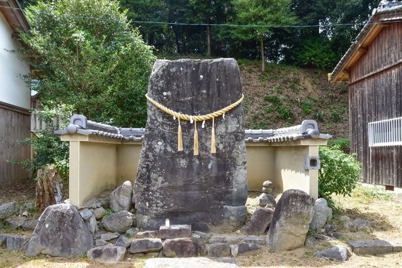 古代のウソ発見器も！奈良・明日香村ミステリーストーンめぐり | 奈良