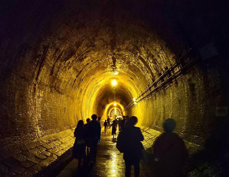 神戸 湊川隧道 幻の河川トンネルで街をタイムトラベル 兵庫県 Lineトラベルjp 旅行ガイド