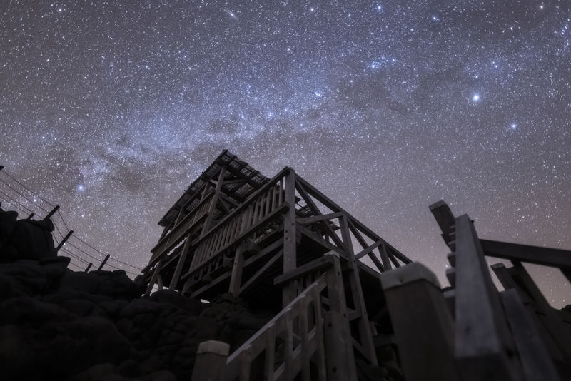 東京の星降る島「神津島」星空保護区で満天プラネタリウム | 東京都 | トラベルjp 旅行ガイド