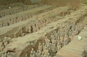 �X�S�̂����j�����فI�O��N�̓s�u�����v�̗��j�ƃO�����̋L���T���l�C��