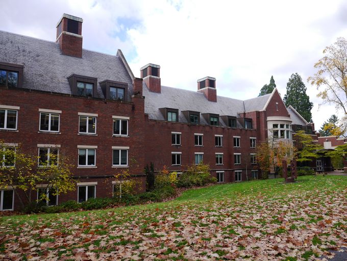 XeB[uEWuYʂwuReed collegev