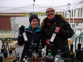 �G�߂̐H�ނ⃍�[�J���t�[�h�����ԁI�|�[�g�����h�u�t�@�[�}�[�Y�E�}�[�P�b�g�v�̋L���T���l�C��