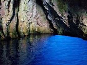 南伊・穴場なパリヌーロ「青の洞窟」秘蔵ビーチもグルメも堪能！
