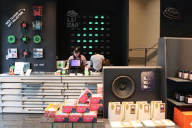 lC̎GݓXED3XI[vIiNXuDEkߓXv̋LTlC