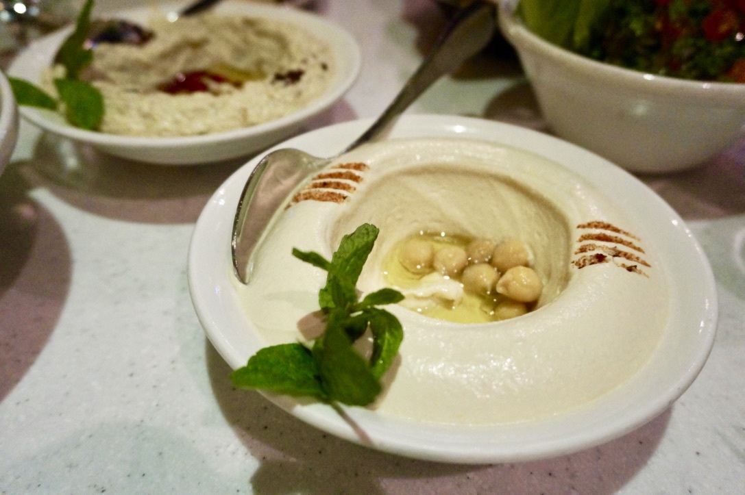 �����V���[�����Ȃ��璆�����������\