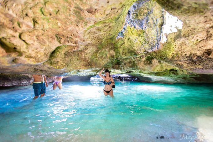 オアフ島の神秘的な青い洞窟 マーメイド ケイブ ハワイ Lineトラベルjp 旅行ガイド
