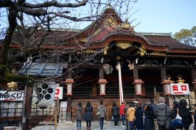 �w��̐_�l�E�k��V���{�ɂ�������Q�q���āg�T�N���T�N�h�̋L���T���l�C��