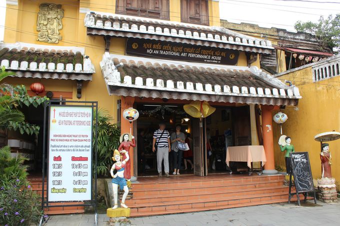 TDTraditional Music Concert & Handicraft Workshop
