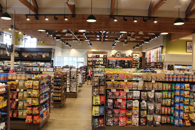 4.VbsOZ^[̌ȅꏊuIsland Country Marketv