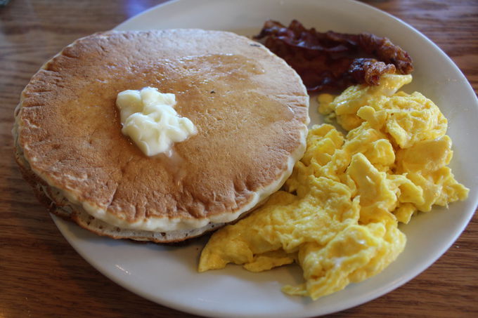 4.Cafe Haleiwa