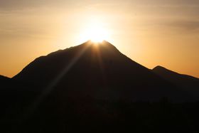 zg͋ȂHnڐ́uRzxvӏ܃X|bg̋LTlC