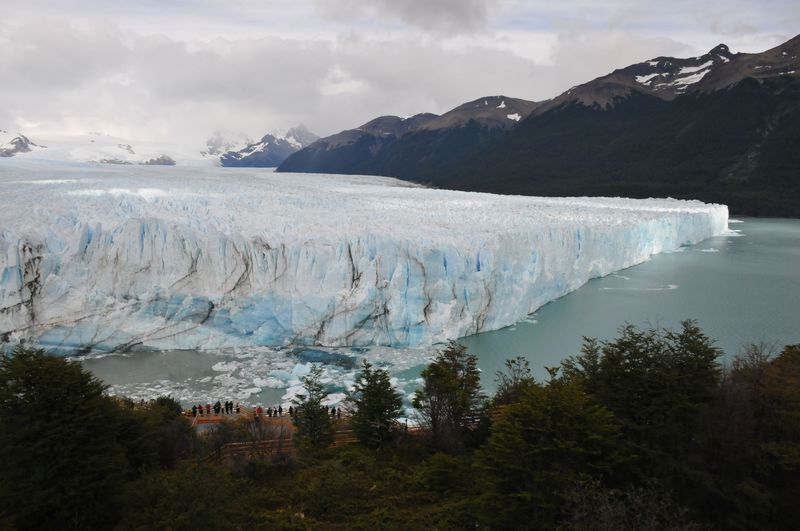 眺めるだけじゃない！アルゼンチン「ペリト・モレノ氷河」で感激体験