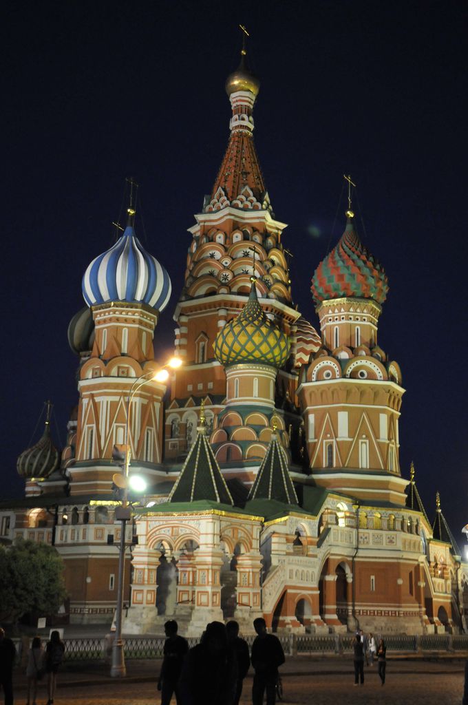 夜景もおすすめ モスクワ観光の目玉 赤の広場 を囲む荘厳な建物 ロシア Lineトラベルjp 旅行ガイド