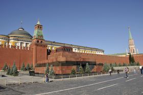 �Ԃ̍L��E�N�����������ӂ�����I���X�N�������ό��P�����f���R�[�X�̋L���T���l�C��