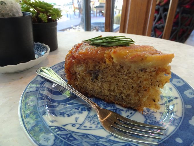 �n���t�[�f�B�[�Y����^�̃X�C�[�c�����I