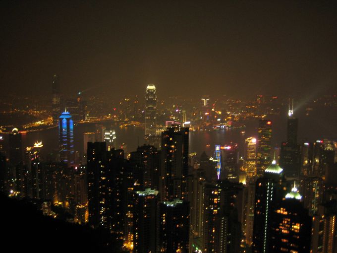 �M�l�X�ɂ��o�^�I ���E�ő�̃V���[�������門�V�O�̖�i