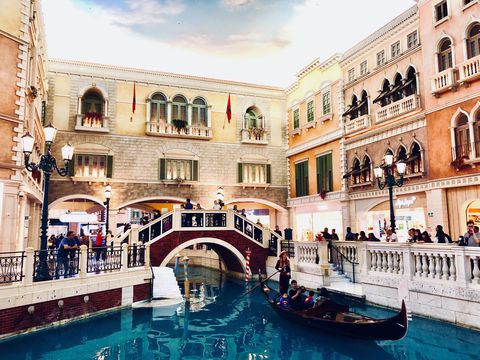 4���~�ȉ��̃c�A�[�ōs����I�������ߊC�O���s��10�I�̋L���T���l�C��