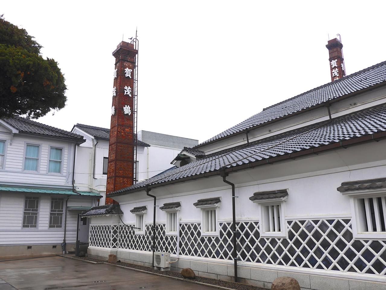 広島西条で酒蔵見学 酒造りの心を伝え続ける 賀茂鶴酒造 広島県 トラベルjp 旅行ガイド