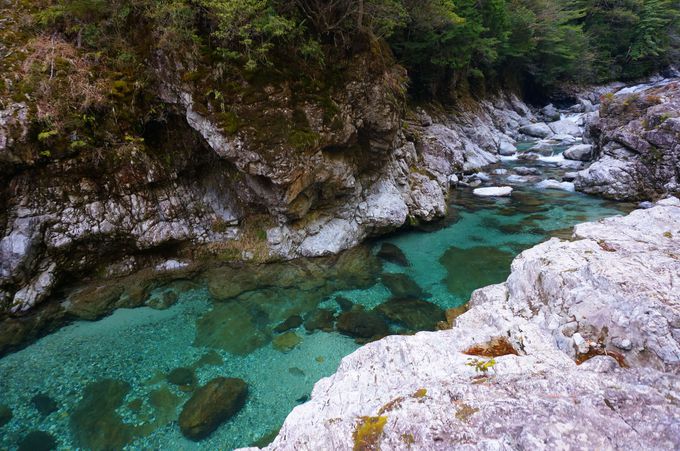 知る人ぞ知る日本屈指の絶景スポット 前鬼ブルーと不動七重の滝 奈良県下北山村 奈良県 Lineトラベルjp 旅行ガイド