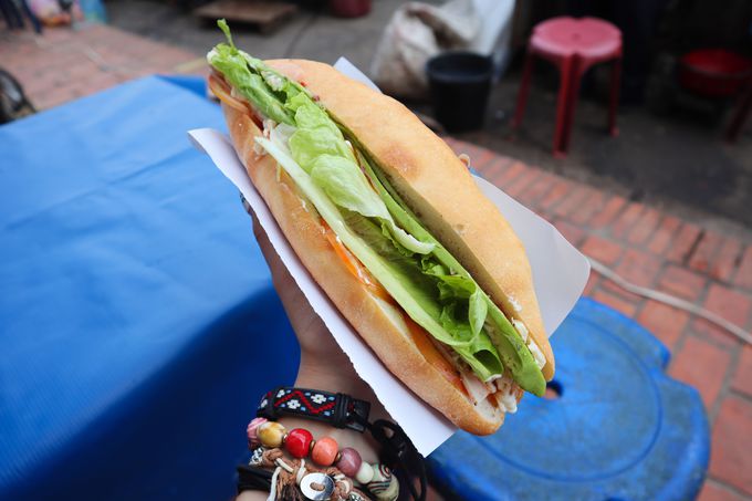 ランチ：ルアンパバーンのランチは絶品サンドイッチ