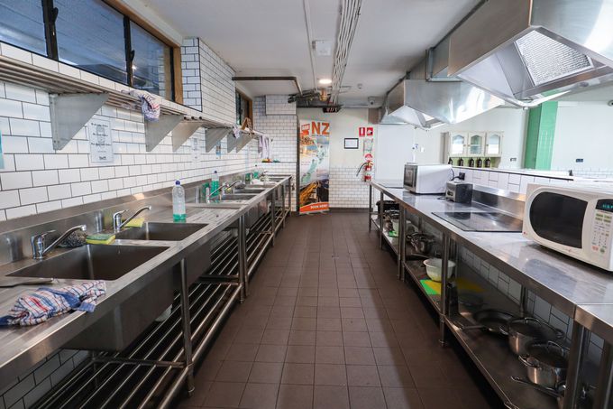 �H�p����V���A���̃Z���t�T�[�r�X���H�t��