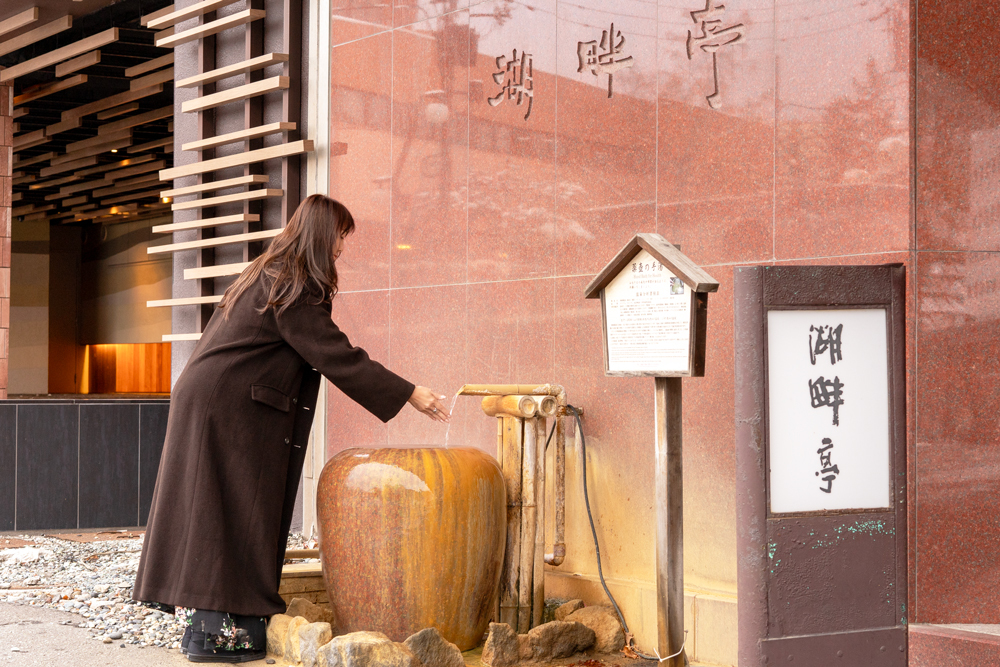 �ΔȂ̊J�����𖞋i����ٓ��{��