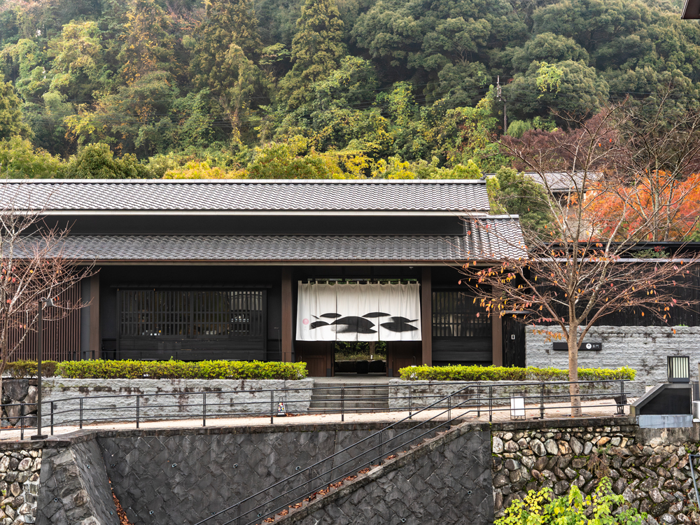 ���j���钷�哒�{����̌k�������̉���h