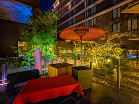 �I�g�i�̋��s���ɂ҂�����u���s���}�z�e���v�̖��͂̋L���T���l�C��