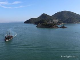 潮待ちの港で海を望む 広島「汀邸 遠音近音」でくつろぐ1日