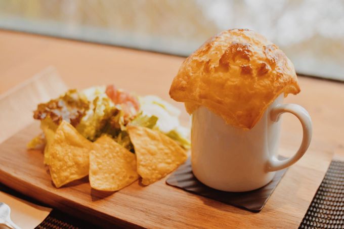 uSORA terrace cafei\eXJtFjvŉ_C҂