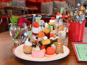 �N���X�}�X�}�[�P�b�g�Ŗ��키�u�Z���g���W�X�z�e�����v�f�U�[�g�u�b�t�F2019