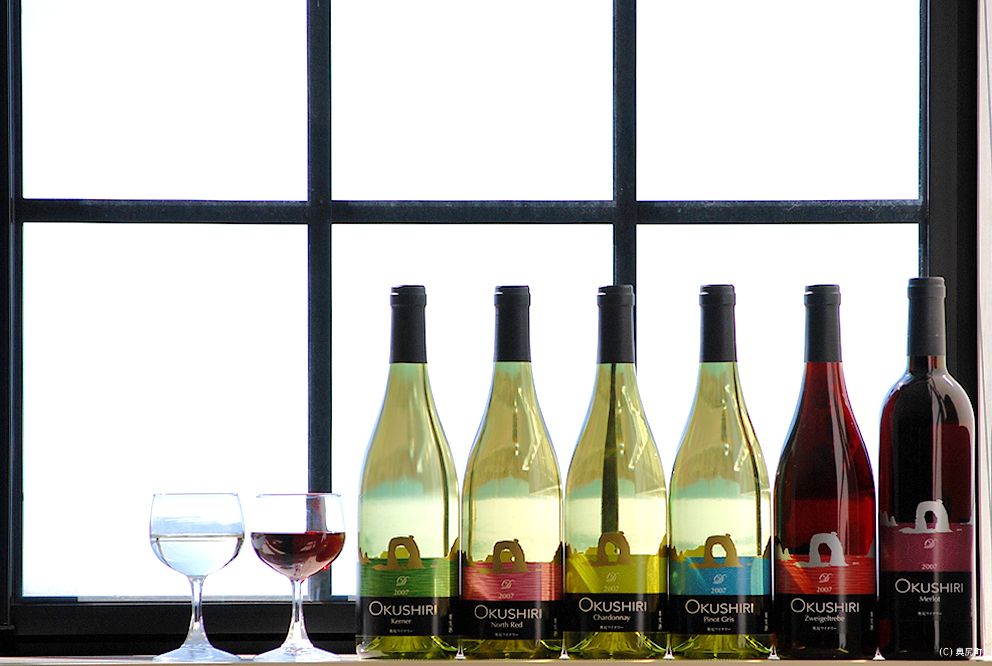北海道・奥尻島「奥尻ワイナリー」は海を感じるワインが特徴