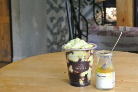 �ς���h�����N���I�x�g�i���E�z�[�`�~���V�e�B�������߃J�t�F3�I�̋L���T���l�C��